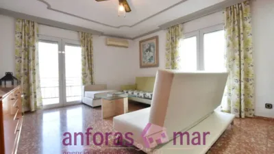 Apartment on Avinguda de Manuel Carrasco i Formiguera, 13 photo 3