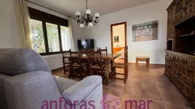 Chalet on Carrer del Pont photo 9