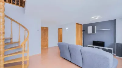 Duplex at Avenida del Guadarrama, 23 photo 8