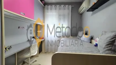 Flat on Calle de Chucena photo 2