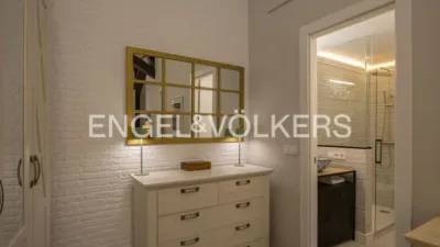 Apartment in Palacio photo 11