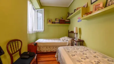 Flat on Calle de San Marcial photo 14