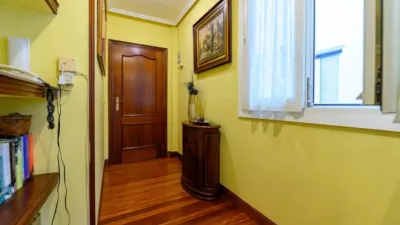 Flat on Calle de San Marcial photo 3