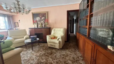 Flat for sale on Calle de las Juntas Generales photo 4