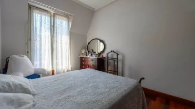 Flat on Calle de San Marcial photo 10