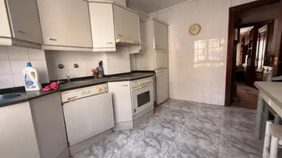 Flat for sale on Calle de las Juntas Generales photo 16