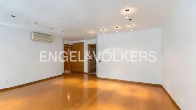 Apartment in El Camp de l'Arpa del Clot photo 3