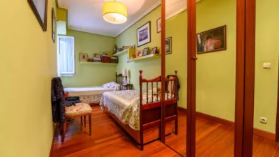 Flat on Calle de San Marcial photo 13