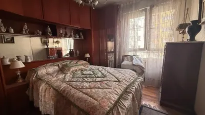 Flat for sale on Calle de las Juntas Generales photo 13