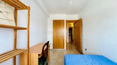 Piso en alquiler en Calle Periodista Francisco Giles Jiménez, 2, Cartuja (Distrito Norte. Granada Capital) de 800 €<span>/mes</span>