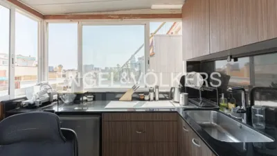 Penthouse in El Camp de l'Arpa del Clot photo 9