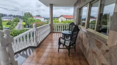 Casa – Sada, Fonte da Vila - Más