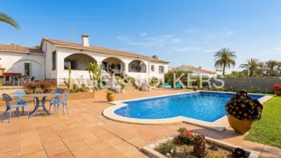 House in Parc de Cubelles-La Solana photo 28
