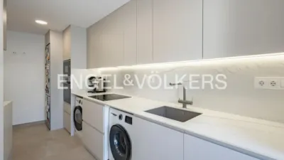 Penthouse in L'Eixample Centre-Barri Antic photo 21