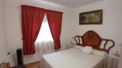 Chalet on Carretera Godelleta-Llíria, no. 75 photo 13