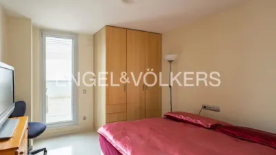 Duplex in Carrer de Baluard photo 11