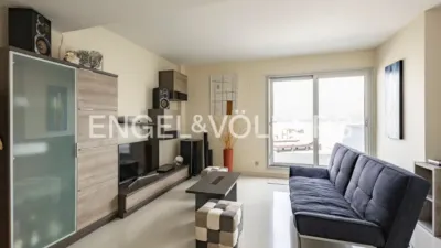 Duplex in Carrer de Baluard photo 3