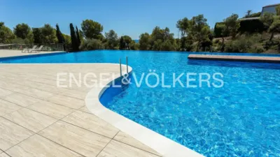 Duplex in Carrer de Baluard photo 2