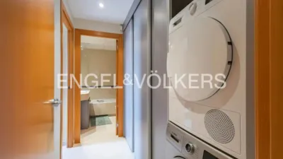 Duplex in Carrer de Baluard photo 10