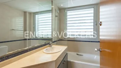 Duplex in Carrer de Baluard photo 18