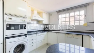 Penthouse on Calle de Mosén Fenollar photo 15