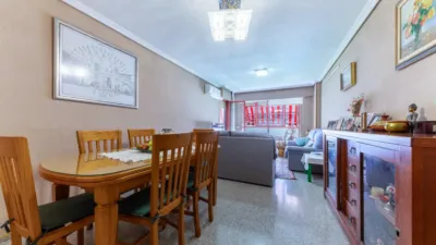 Flat on Carrer Maigmona photo 5