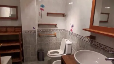 Apartment in Plasencia photo 8