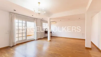 Penthouse on Calle de Mosén Fenollar photo 8