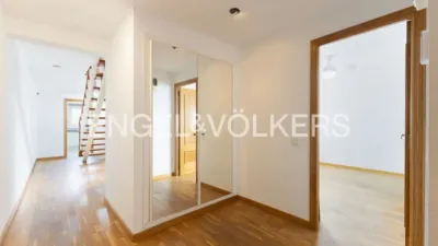 Penthouse on Calle de Mosén Fenollar photo 20