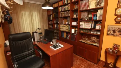 Apartment on Calle de León XIII photo 11