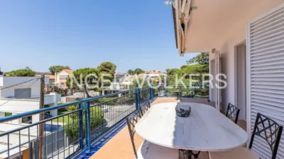 Penthouse in Can Girona-Terramar-Vinyet photo 16