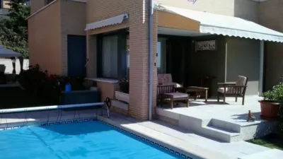 Semi-detached house in Jardín de los Reyes-Parque Real photo 4