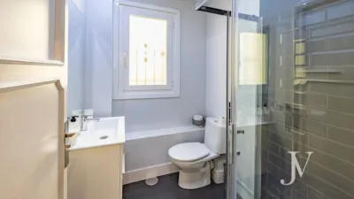 Apartment on Paseo del Pintor Rosales photo 20