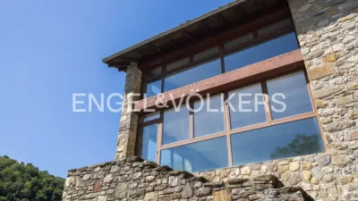 Rustic house in La Vall de Bianya photo 5