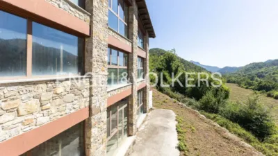 Rustic house in La Vall de Bianya photo 6