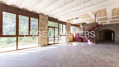 Rustic house in La Vall de Bianya photo 9