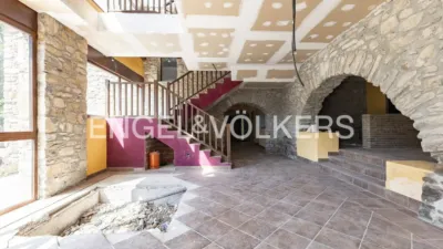 Rustic house in La Vall de Bianya photo 12