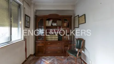 Apartment on Calle de Alcalá photo 9