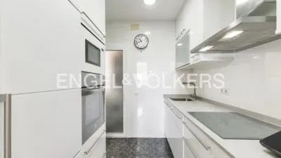 Apartment in Esplugues de Llobregat photo 11