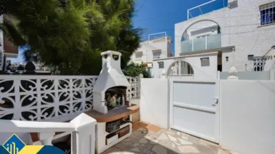 Chalet en Nueva Torrevieja photo 2