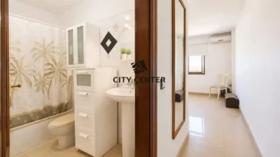 Duplex at Avenida de la Democracia, 7 photo 8