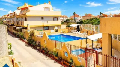 House in Playa Flamenca-Las Piscinas photo 3
