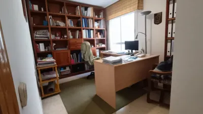 Apartment on Calle del Pintor Portela photo 14