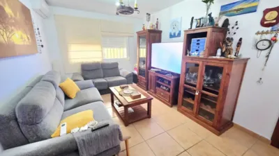 Terraced house at Calle Coronel Francisco Valdés, No. 19 photo 9