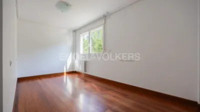 Apartment in Loiu photo 15