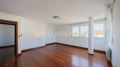 Apartment in Loiu photo 10