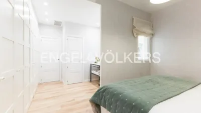 Apartment on Calle del General Pardiñas photo 32