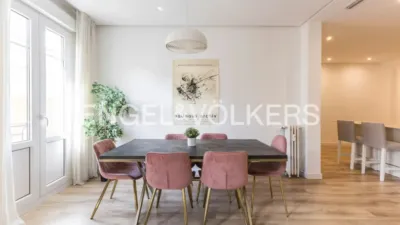 Apartment on Calle del General Pardiñas photo 14