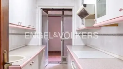 Apartment in Palacio photo 54