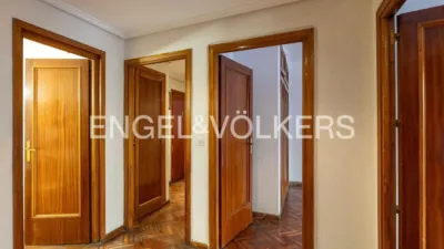 Apartment in Palacio photo 38